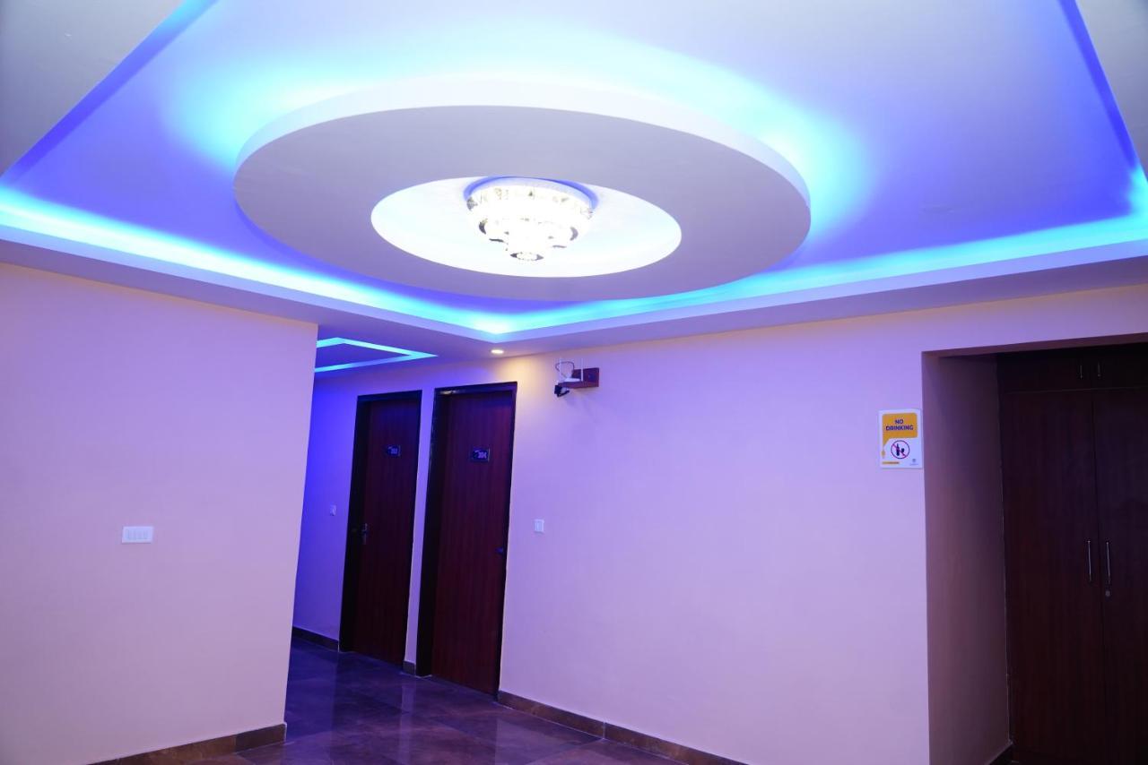 Expomart Inn Большая Нойда Экстерьер фото